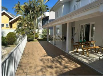 Casa · 300m² · 4 Quartos · 4 Vagas · Casa à venda de 300m² | 04 dormitórios, sendo 01 suíte e 04 vagas de garagem | Condomínio Altos da S
