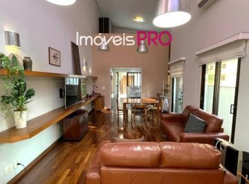 Casa · 144m² · 3 Quartos · 2 Vagas · Linda casa de Vila Térrea no coração da Vila Mariana !