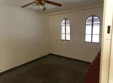 Casa · 180m² · 4 Quartos · 2 Vagas · Casa com 4 Quartos e 3 Banheiros à Venda - 180 m² por R$ 690.000