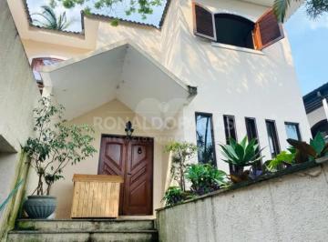 Casa · 325m² · 4 Quartos · 3 Vagas · Casa à venda em Interlagos Bolsão de Interlagos