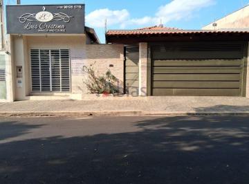 Casa · 206m² · 2 Quartos · 2 Vagas · Casa à Venda no Jardim Mercedes, São Carlos – 2 Quartos, 206m²