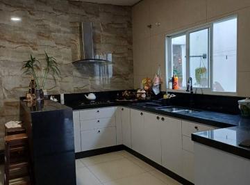 3cad6014736b477180049ff8248041a2b9b07a7e · Casa com 3 quartos, 180 m² - venda por R$ 650.000 ou aluguel por R$ 3.930/mês - Vila Primavera - Jag