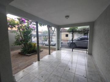 Casa · 330m² · 2 Quartos · 1 Vaga · Excelente imóvel bem localizado.
