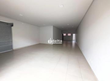 Comercial · 128m² · 2 Vagas · Loja disponível para locação no bairro Nossa Senhora Aparecida em Uberlândia-MG.