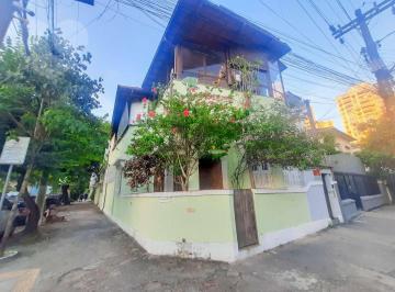 21bd017bdf21436a250003fef885939eab0eab7c · Imóvel comercial funcionando como restaurante