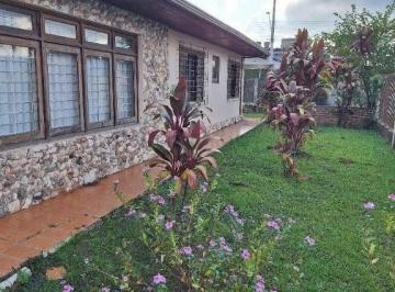 130bdac6d35a64b2fc772f0e25441dd1263dbf49 · Casa com 4 dormitórios para alugar, 150 m² por R$ 4.035,00/mês - Capão da Imbuia - Curitiba/PR