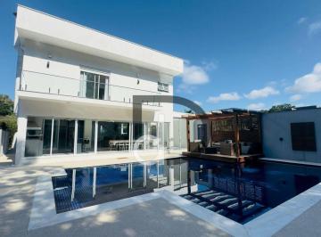 7e40db3d4a538b3be23febefa3f3b5885c399eea · Casa mobiliada com 5 suítes e lazer completo para locação anual na Riviera