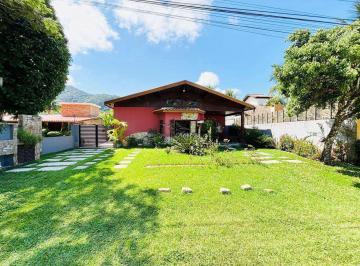 Casa · 207m² · 6 Quartos · 4 Vagas · Casa com 6 quartos, Praia do Lázaro, Ubatuba - R$ 2.35 mi, Cod: 2930