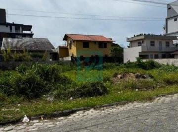 Terreno · 552m² · Oportunidade Única – Terreno à Venda na Praia de Canto Grande!