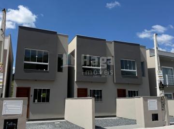 Casa · 62m² · 2 Quartos · 1 Vaga · Sobrado à venda no Bairro Limeira em Brusque/SC