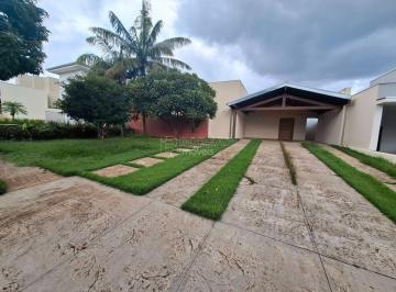 Casa · 234m² · 3 Quartos · 6 Vagas · Casa Condomínio em Araraquara