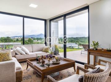 Casa · 388m² · 3 Quartos · 3 Vagas · Casa à venda - no Centro