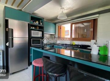 Casa · 240m² · 3 Quartos · 2 Vagas · Casa com 3 suítes em Arroio do Sal