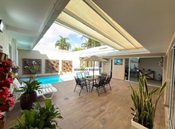 Casa · 360m² · 3 Quartos · Casa à venda - em Itacorubi
