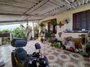 Casa · 175m² · 3 Quartos · 3 Vagas · Casa Térrea 175m2 no Centro de São José