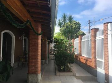 Casa · 340m² · 3 Quartos · 8 Vagas · Casa à venda no Bosque dos Eucaliptos com 3 quartos sendo 2 suítes