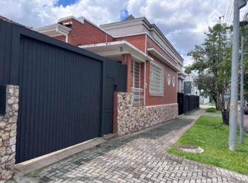 58c45a4a0125531a47dda272c9338362a5fbb3d5 · Casa com 7 dormitórios à venda, 319 m² por R$ 1.300.000,00 - Rebouças - Curitiba/PR