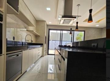 Casa de 3 quartos, São Bernardo do Campo · IMPERDIVEL, Sobrado Com Ótima Localização e em Perfeito Estado, com 03 Dorms, 03 vagas e suíte.