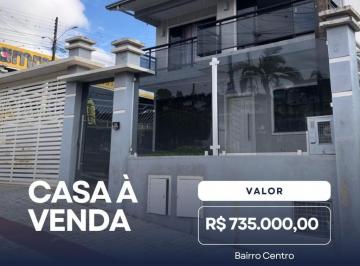 Foto 01 · Casa à venda em Xaxim-SC, Centro: 3 quartos, 2 salas, 2 banheiros, 1 vaga, 155m². Venha conferir!