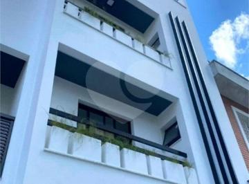 Casa de 3 quartos, Santo André · Sobrado 3 dormitórios com suíte e garagem no Jardim Bela Vista Santo André
