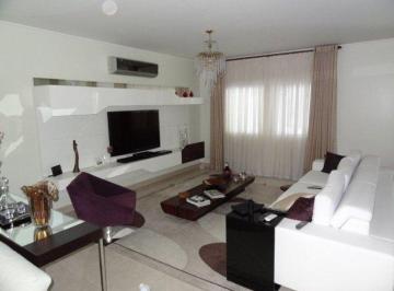 Casa de 3 quartos, Itu · Casa com 3 quartos e 121 m² à venda em Parque Residencial Presidente Médici, entrada + dívida.