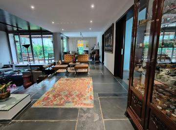 9992f572828d47a3ed0b8befd13571c798b7cd3b · VENDO CASA EXCLUSIVA - ARQUITETURA ASSINADA – PRAÇA SEVERO GOMES