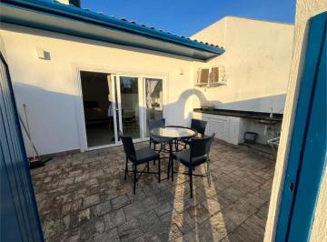 Casa · 62m² · 1 Quarto · 1 Vaga · Condomínio com 1 quartos à venda em Manguinhos - RJ