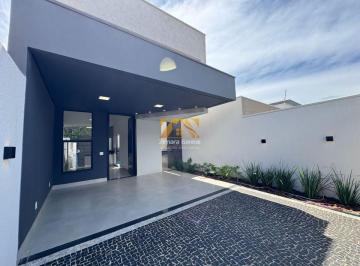 Casa · 108m² · 3 Quartos · 2 Vagas · Casa com 3 Quartos à Venda, Plano Diretor Sul - Palmas