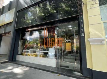 Casa · 312m² · Um Lugar Imoveis Vende: Excelente Casa comercial moderna, versatil, bem localizada e ampla na Tv. Pa