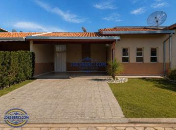 Casa · 252m² · 3 Quartos · Casa à venda - em Vargeão