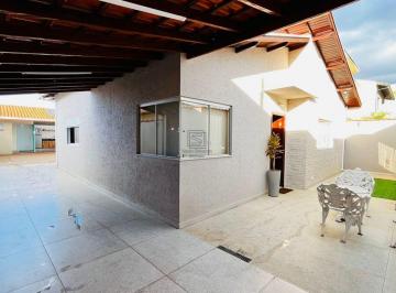 1q7b4wm2otm4mzzkotcxngyx_md · Casa térrea com área gourmet , piscina, 3 dormitórios