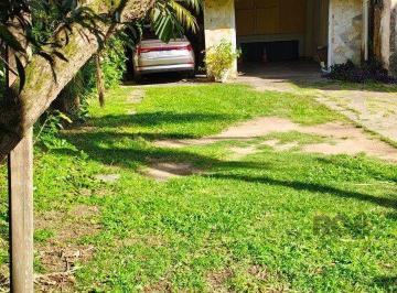 .jpg+2025-03-04 · Casa com 3 quartos, suíte e garagens no bairro cidade Baixa!