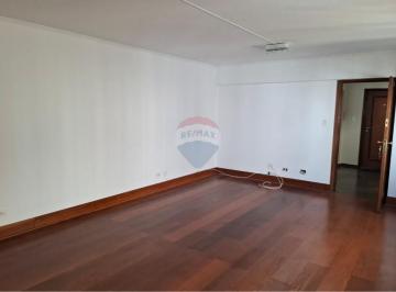 Apartamento · 106m² · 3 Quartos · 1 Vaga · Apartamento Amplo com Vista na Aclimação,