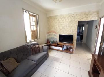 Casa · 271m² · 6 Quartos · 1 Vaga · Maravilhosa Casa bifamiliar à venda na Penha com 271 m²