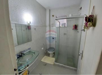 Casa · 271m² · 6 Quartos · 1 Vaga · Maravilhosa Casa bifamiliar à venda na Penha com 271 m²