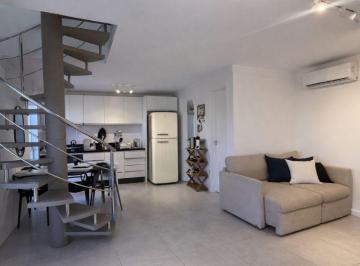 Apartamento de 2 quartos, Balneário Camboriú · Duplex Mobiliado na Praia Brava/Amores | 2 Dorms (1 Suíte) | Sacada com Vista Verde | 450m do Mar.