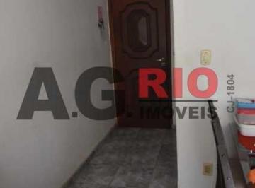 Apartamento · 50m² · 2 Quartos · Apartamento :  / Residencial / Praça Seca