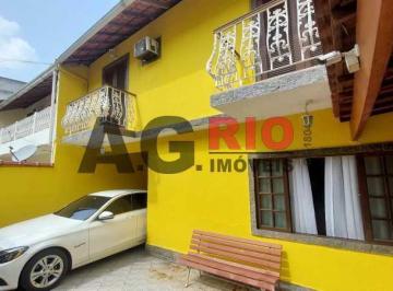 Casa · 146m² · 3 Quartos · 2 Vagas · Casa em Condomínio -  / Residencial / Tanque
