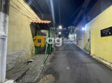 Casa · 130m² · 3 Quartos · 3 Vagas · Excelente casa triplex, próximo a Praça do Valqueire.
