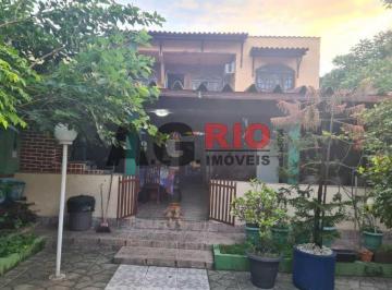 Casa · 234m² · 2 Quartos · 4 Vagas · Casa à venda - na Vila Valqueire