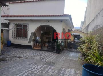 Casa · 253m² · 3 Quartos · 4 Vagas · Casa de rua -  / Residencial / Vila Valqueire