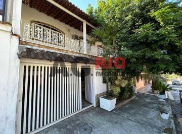 Casa · 250m² · 4 Quartos · 3 Vagas · Casa em Condomínio -  / Residencial / Guaratiba