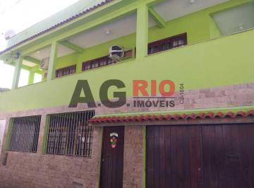 Casa · 192m² · 3 Quartos · 2 Vagas · Casa de Vila : Triplex / Residencial / Praça Seca