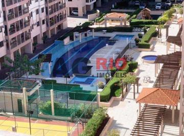 Apartamento · 164m² · 3 Quartos · 1 Vaga · Cobertura : Linear / Residencial / Taquara