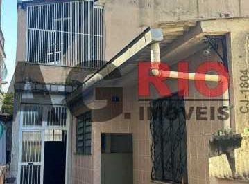Casa · 219m² · 3 Quartos · 4 Vagas · Casa de rua - / Residencial / Bento Ribeiro