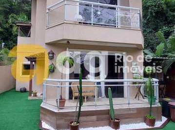 Casa · 133m² · 5 Quartos · Casa em Condomínio :  / Residencial / Vila Valqueire