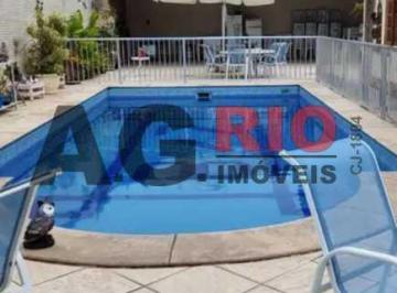 Casa · 253m² · 4 Quartos · 3 Vagas · Casa em Condomínio :  / Residencial / Vila Valqueire