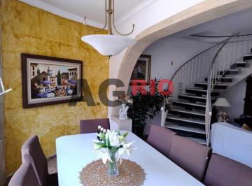 Casa · 257m² · 3 Quartos · 1 Vaga · Casa de Vila - Duplex / Residencial / Praça Seca