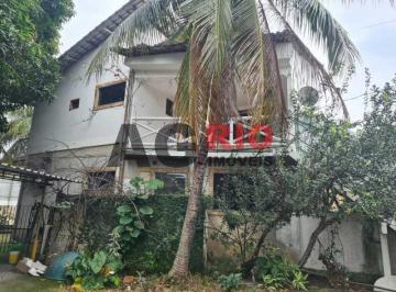 Casa · 196m² · 4 Quartos · 3 Vagas · Casa em Condomínio - Duplex / Residencial / Realengo