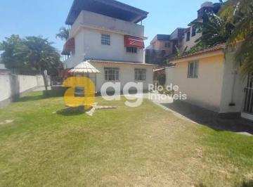 Casa · 268m² · 4 Quartos · 10 Vagas · Casa de Vila : / Residencial / Vila Valqueire